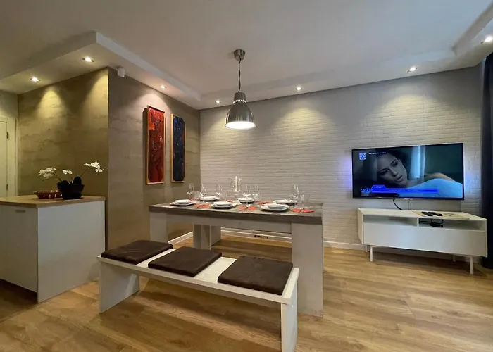 Luxury In Center 2 * Varna